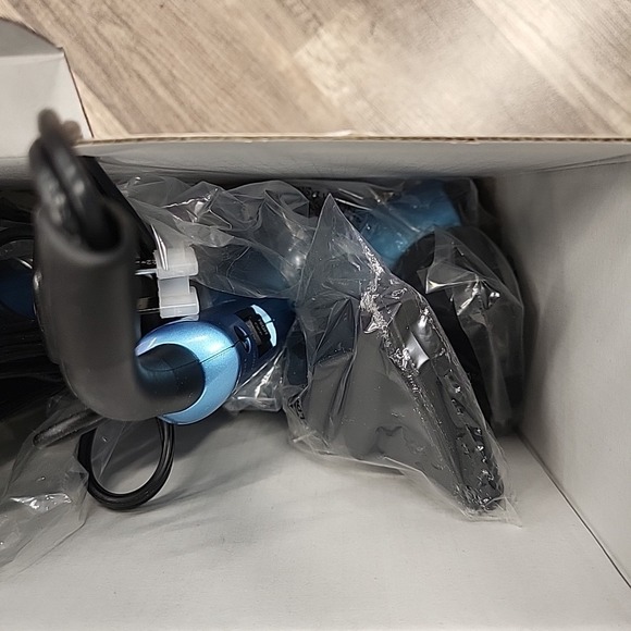 Babyliss PRO Nano Titanium Lightweight Ionic Hair Dryer & Folding Travel Dryer - Picture 5 of 6